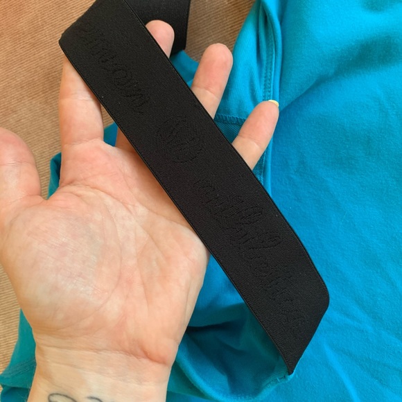 Lululemon Tank - Picture 2 of 5